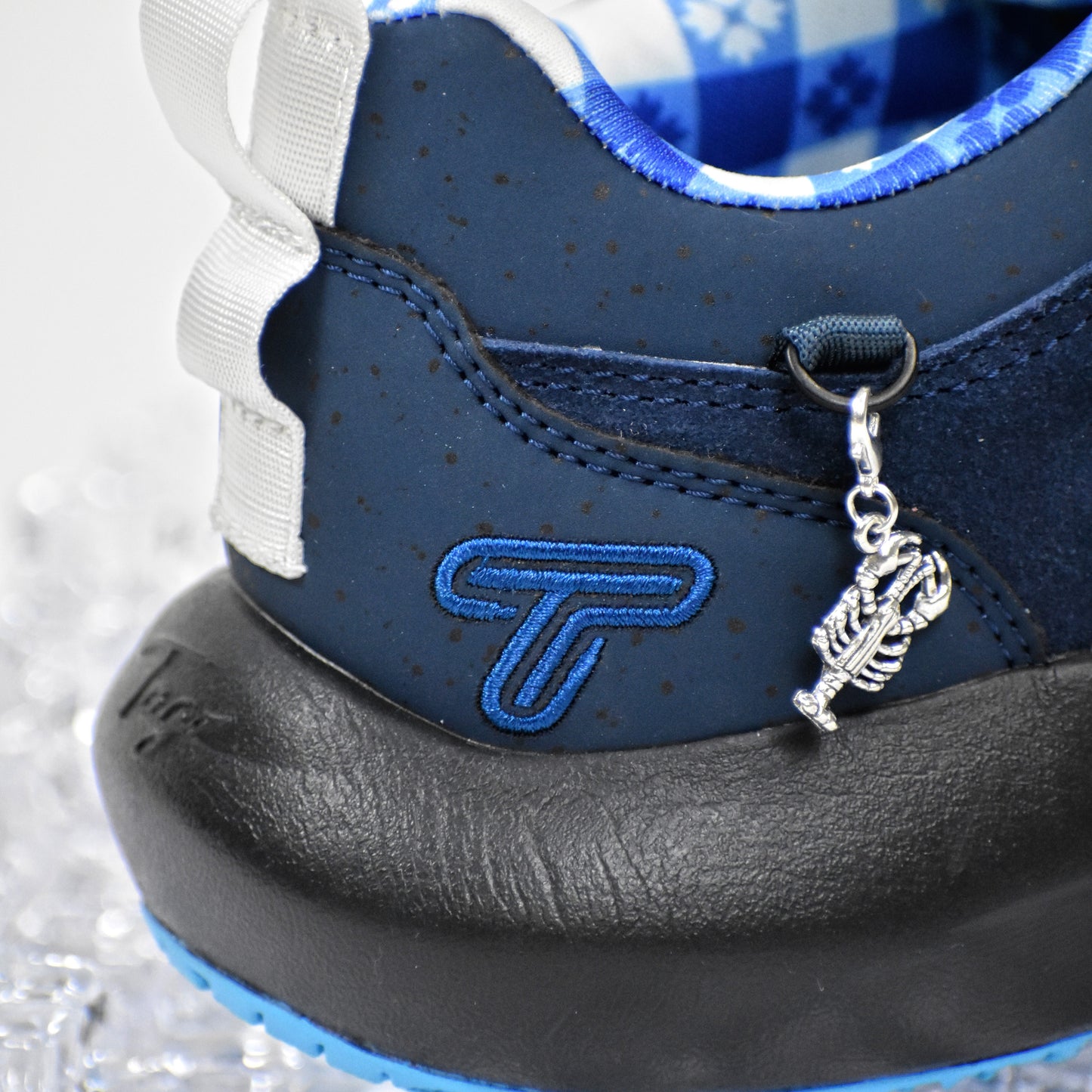 Tagz Genesis "Blue Lobster"