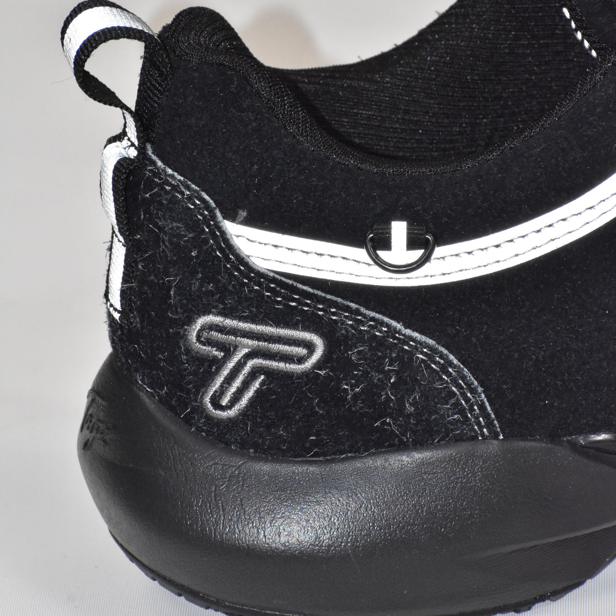 Tagz Genesis "Blackout"