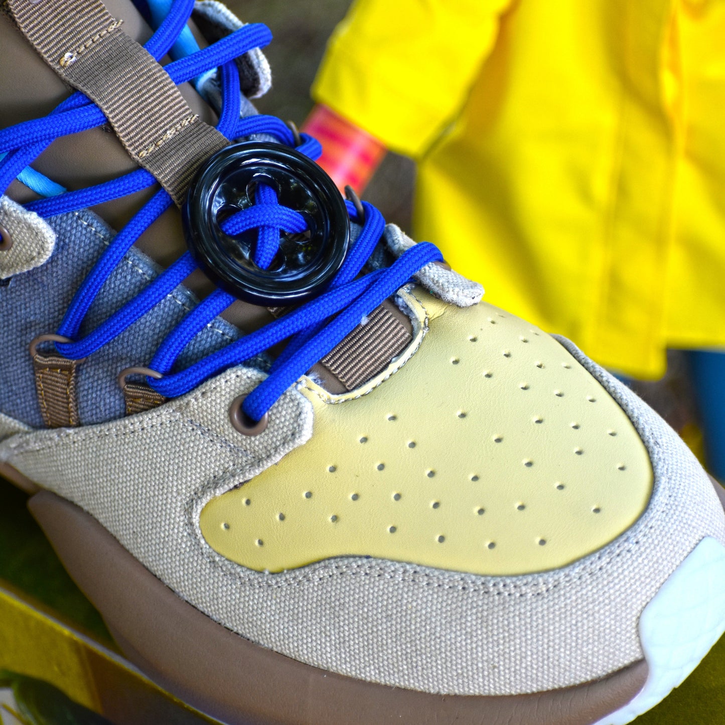 Tagz Genesis "Coraline"